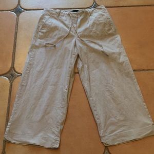 Ladies Talbots beige Heritage style Capri pant 4